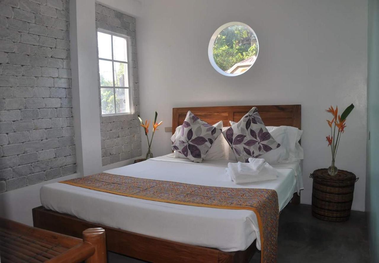 롬블론 Stone Creek House B&B 외부 사진