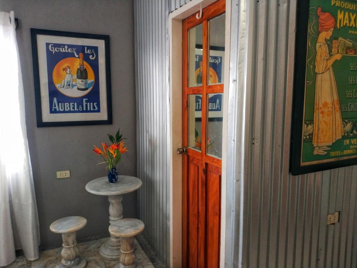 롬블론 Stone Creek House B&B 외부 사진