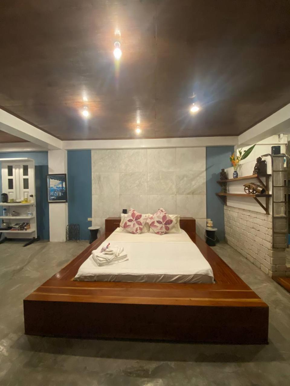 롬블론 Stone Creek House B&B 외부 사진