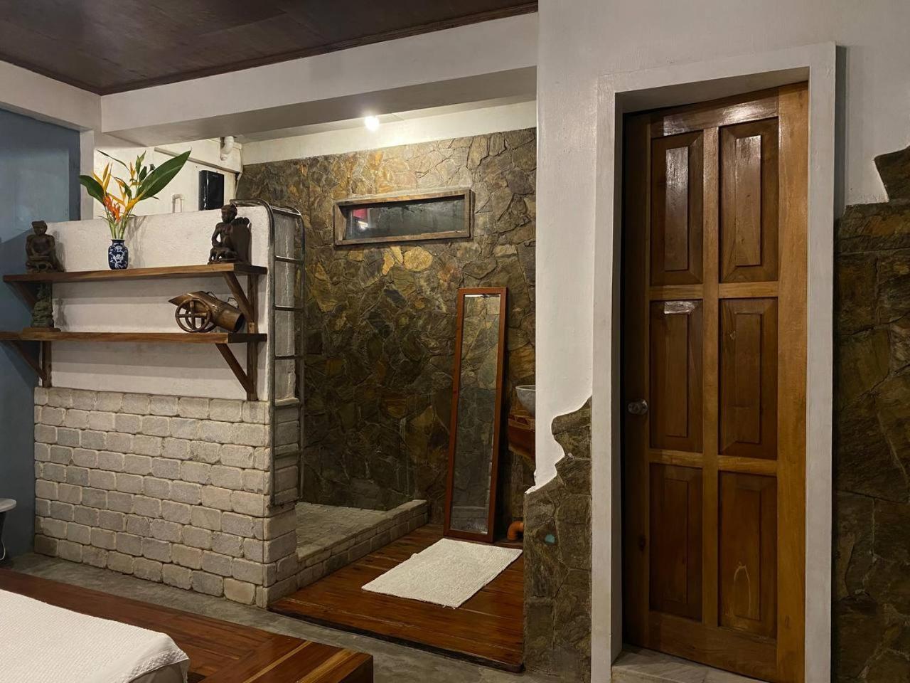 롬블론 Stone Creek House B&B 외부 사진