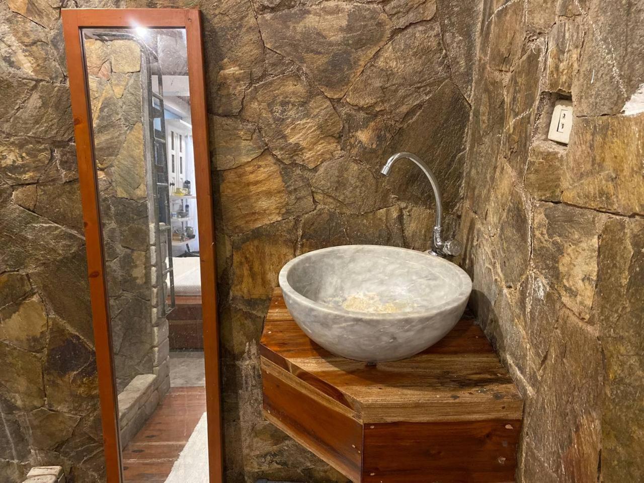 롬블론 Stone Creek House B&B 외부 사진