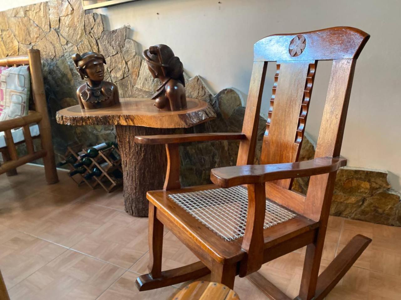 롬블론 Stone Creek House B&B 외부 사진
